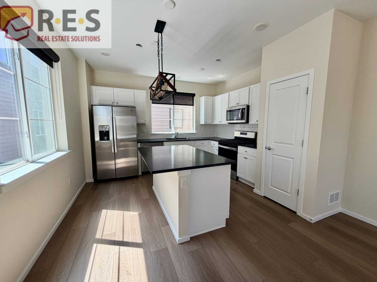 23630 E 41st Ave - Photo 2 of 12