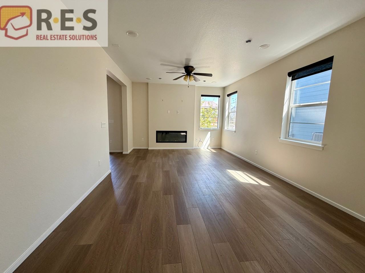 23630 E 41st Ave - Photo 3 of 12