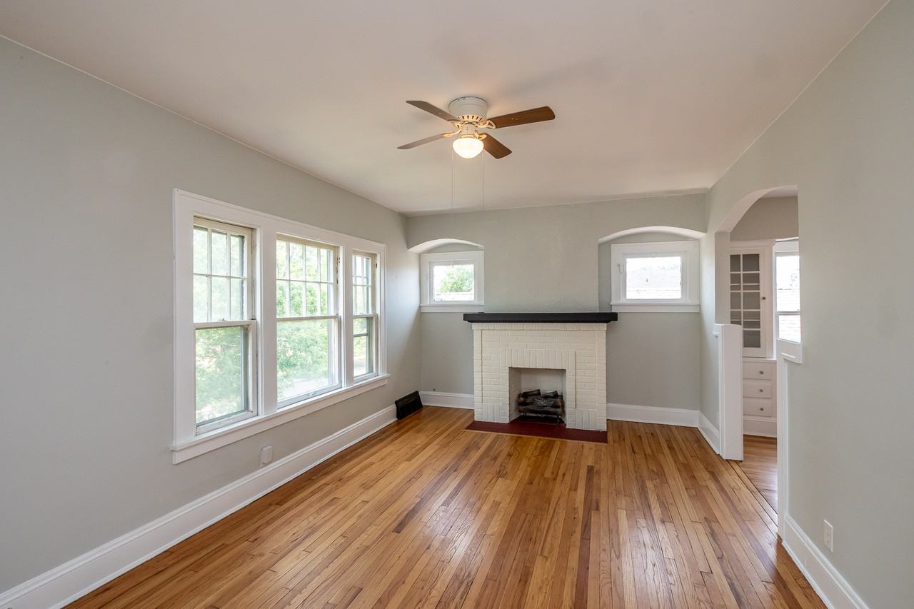 3565 W 120Th St - Photo 4 of 16