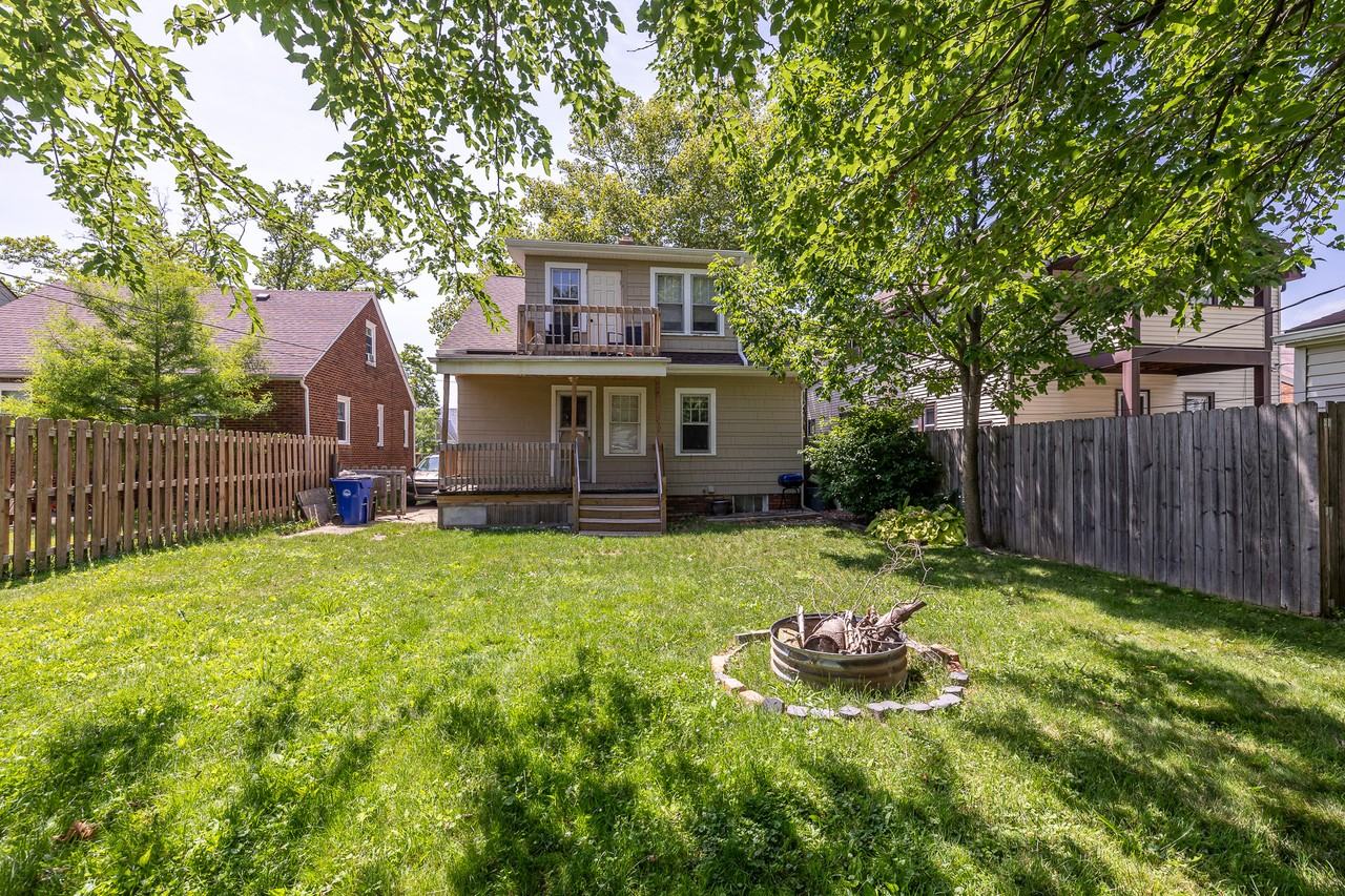 3421 W 159Th St - Photo 3 of 20