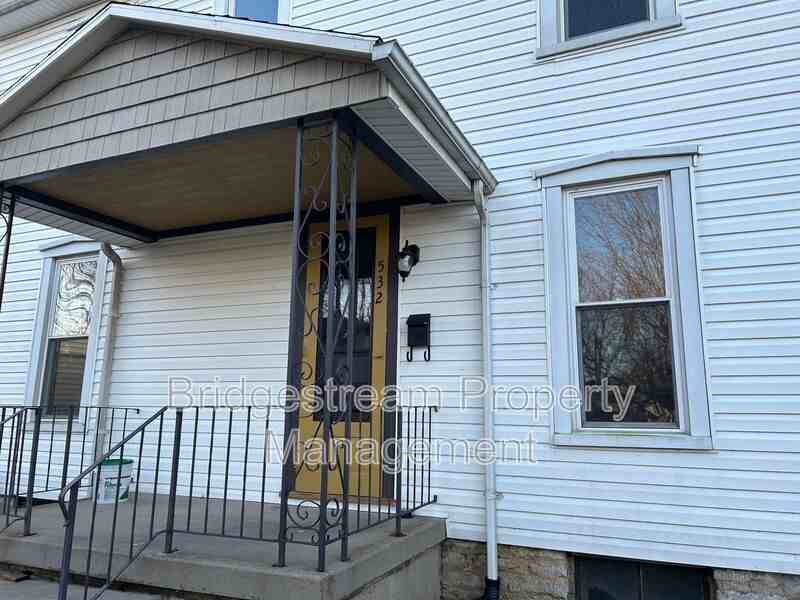 532 Buckeye St - Photo 2 of 11