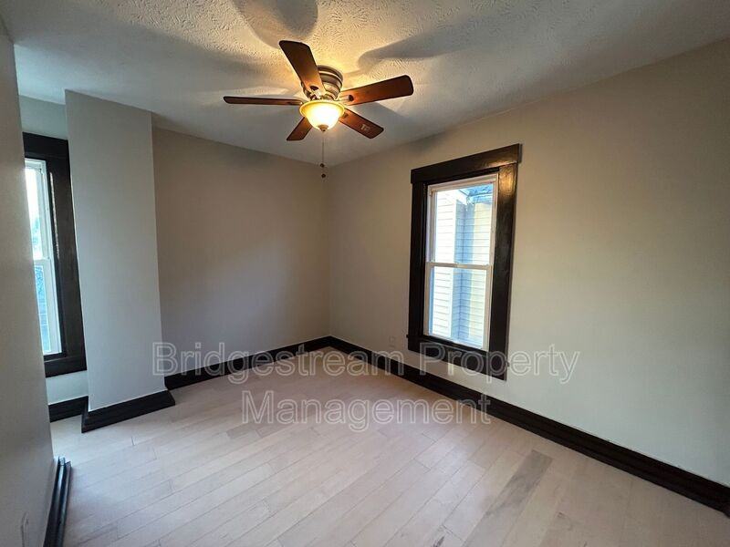 532 Buckeye St - Photo 5 of 11