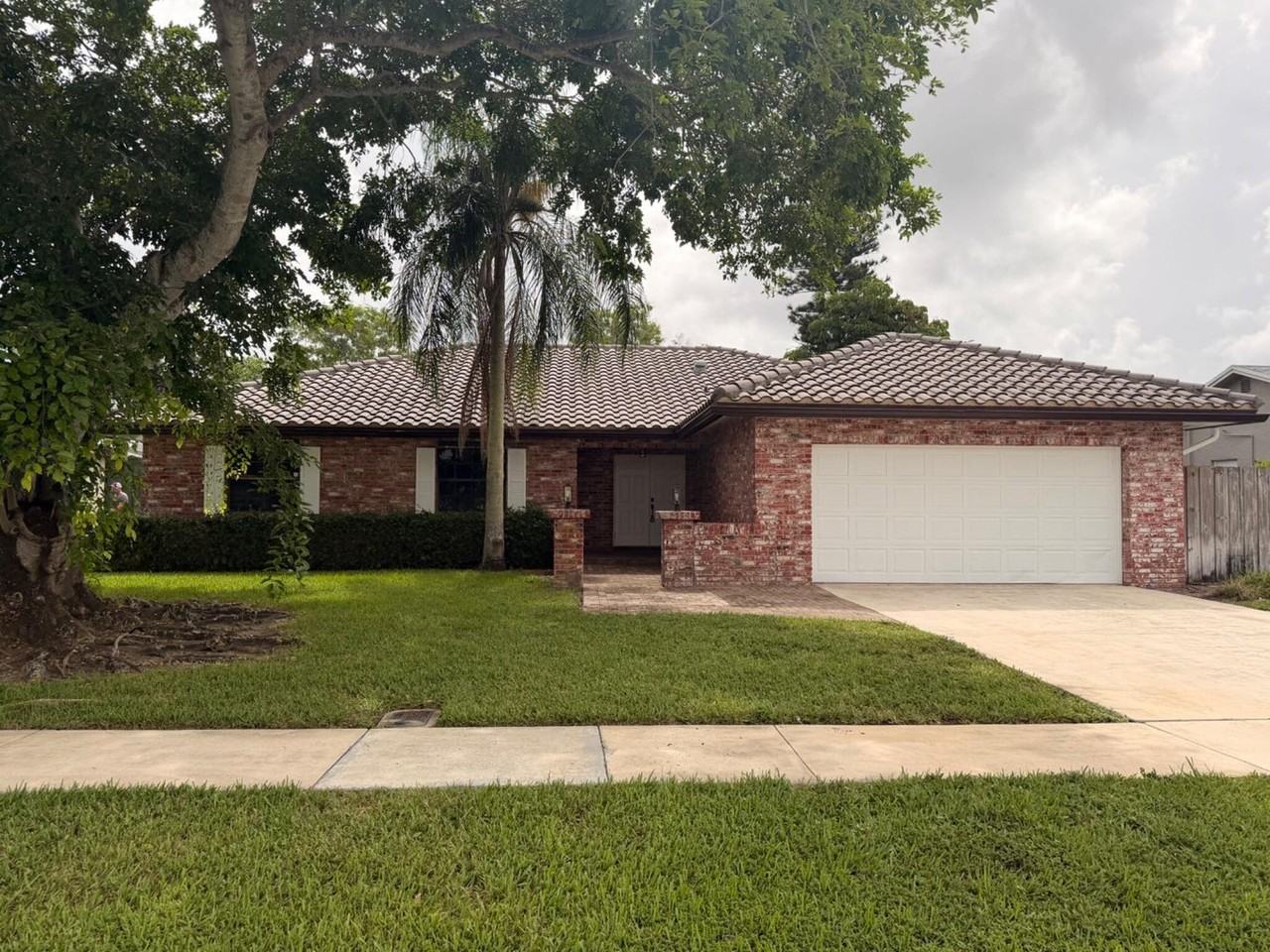 21092 Shady Vista Ln