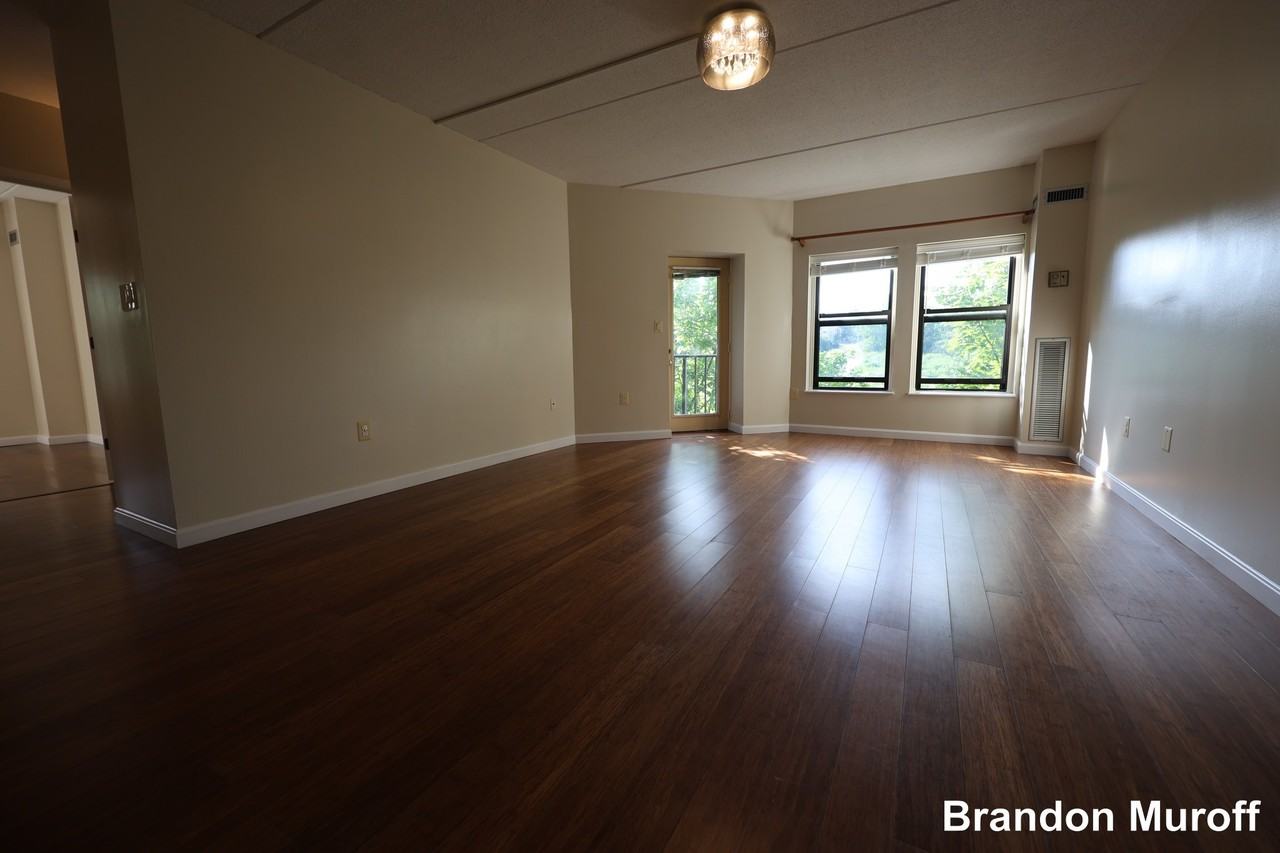 14 Heron St #410 - Photo 2 of 29
