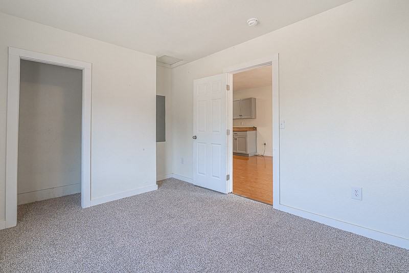 1537 Salem Ave Se #A - Photo 5 of 16