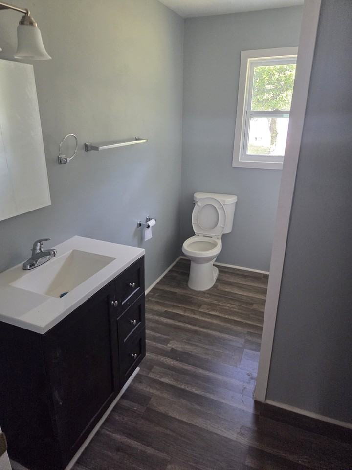 206 Clover St #NA - Photo 3 of 13