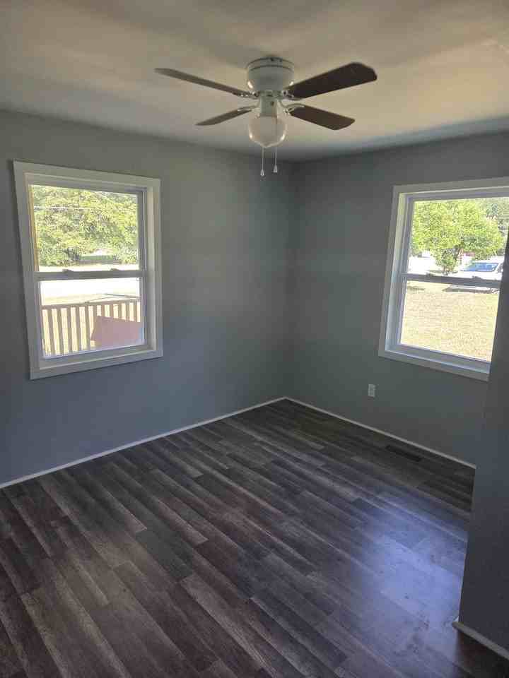 206 Clover St #NA - Photo 4 of 13