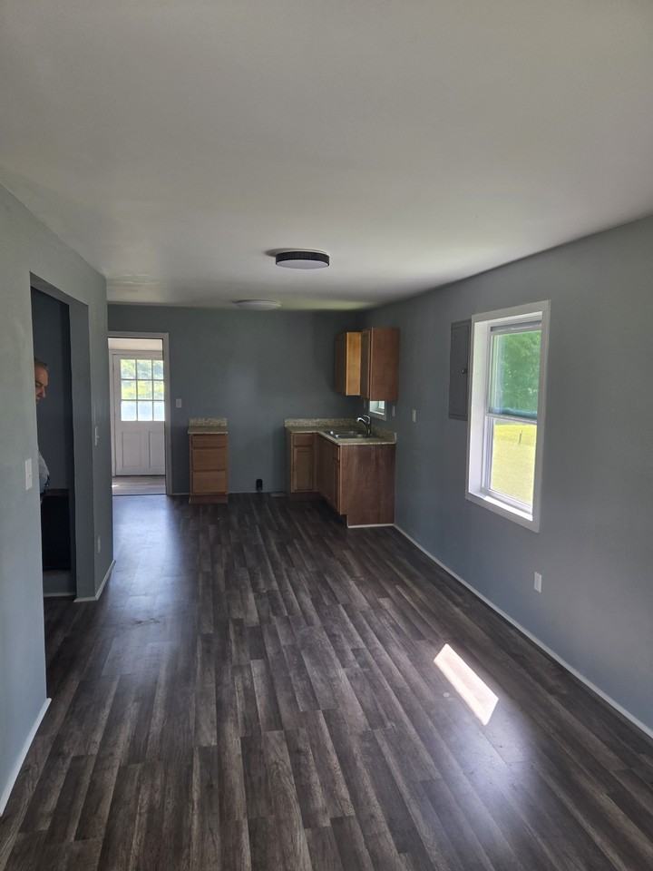 206 Clover St #NA - Photo 7 of 13