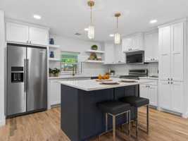 featured image of 3503 Fontana Dr #NA