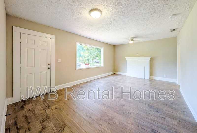 3534 Fern St - Photo 5 of 16
