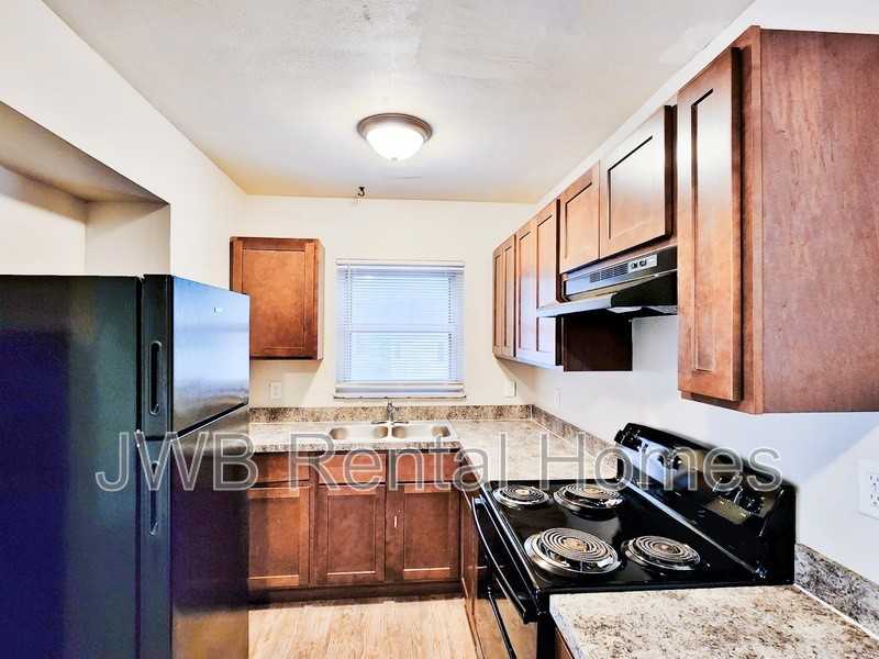 6609 Granville Pl - Photo 2 of 12