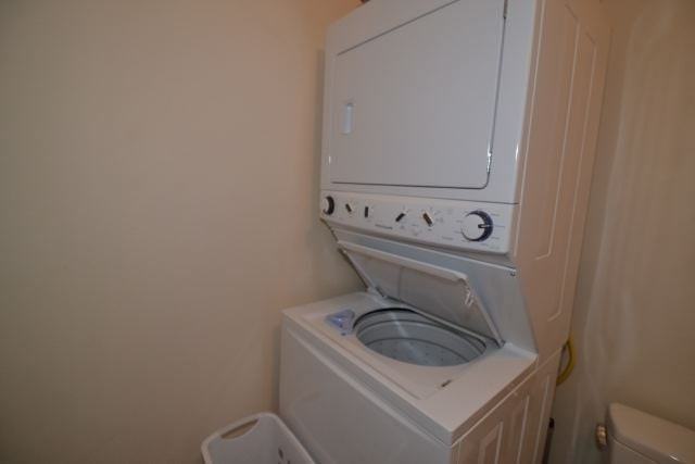 1756 W Montrose Ave #1 - Photo 4 of 17
