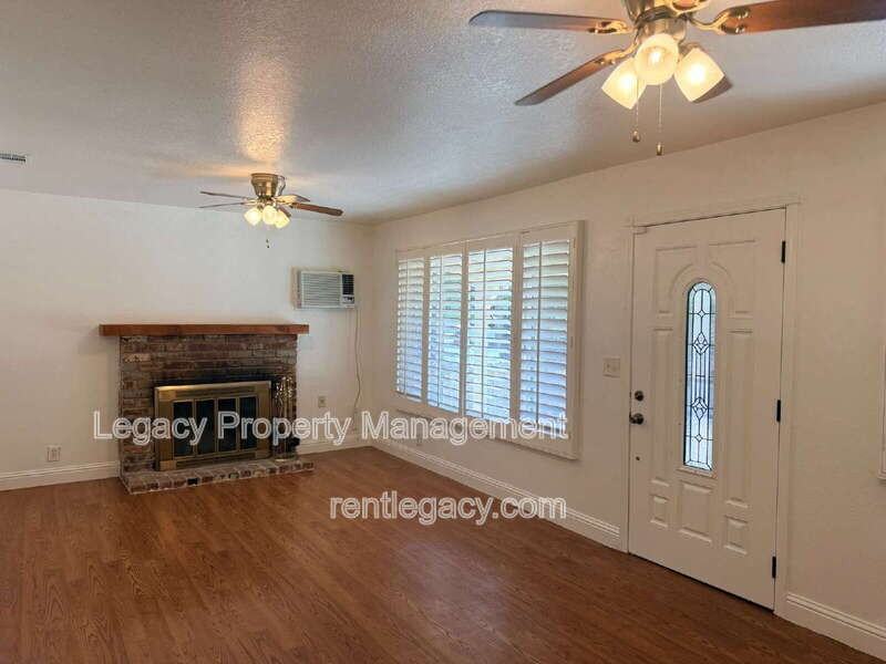 6701 21st St - Photo 6 of 24