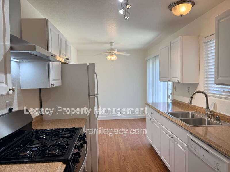 6701 21st St - Photo 7 of 24