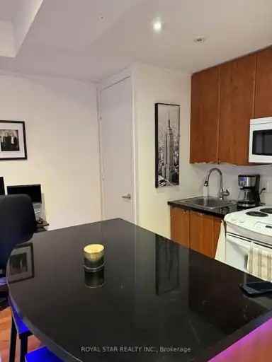 85 Bloor St W #706 - Photo 7 of 7