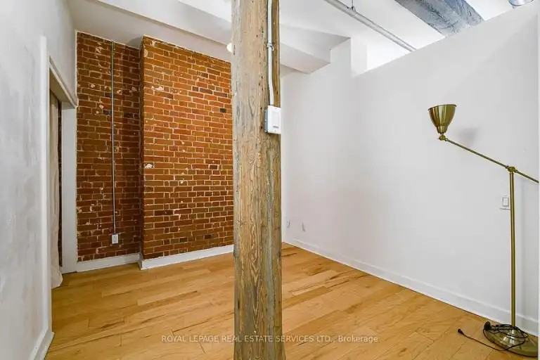 81A Front St E #210 - Photo 2 of 11