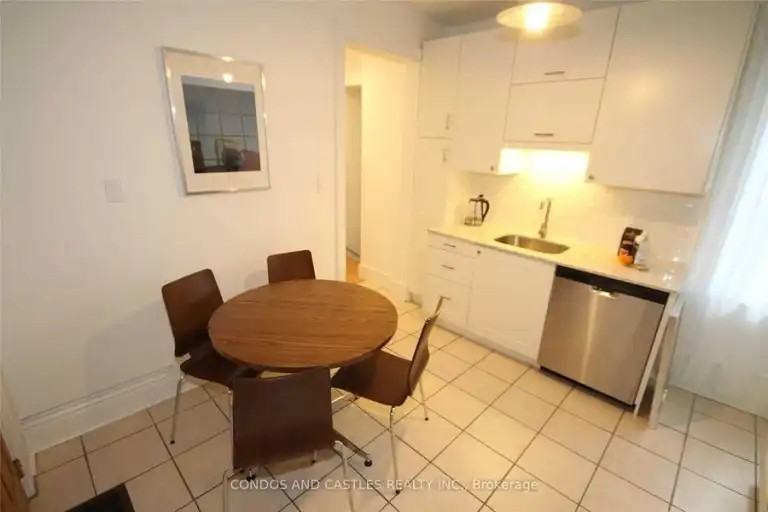 467 Richmond St E #2 - Photo 2 of 9