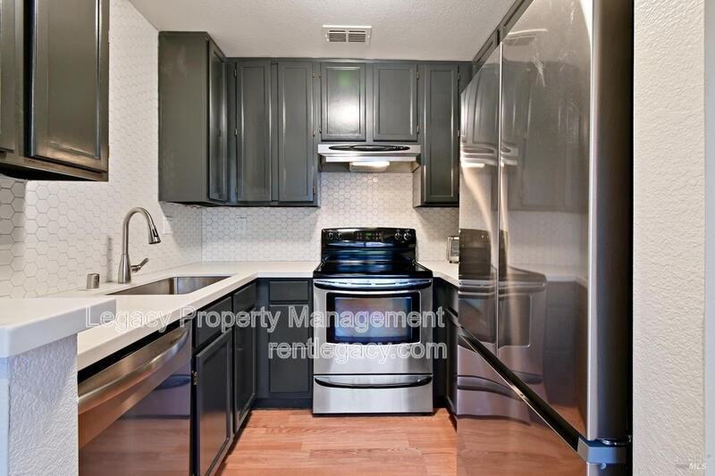 145 Glenwood - Photo 6 of 24