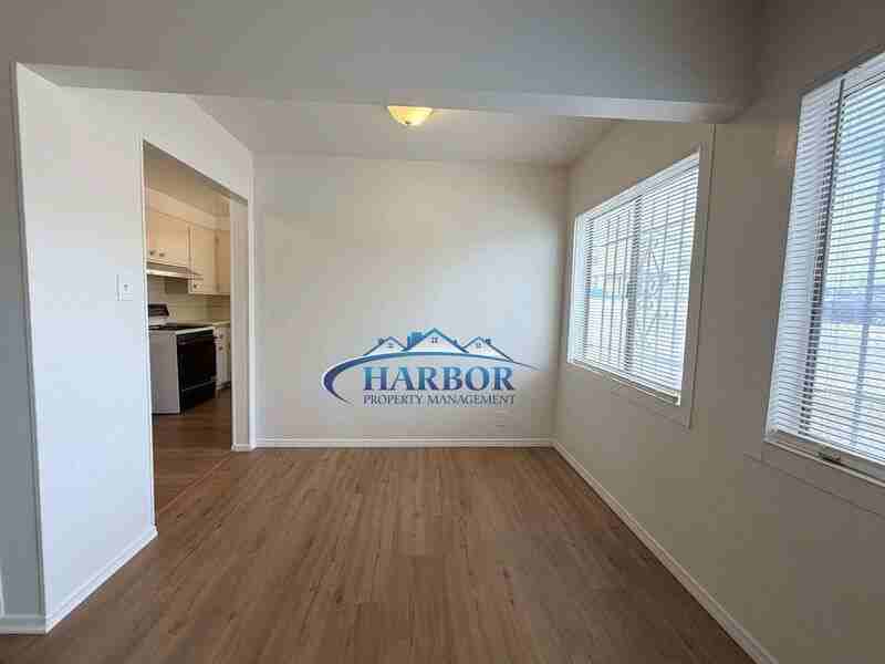 5642 Angeles Vista Blvd #2 - Photo 4 of 11