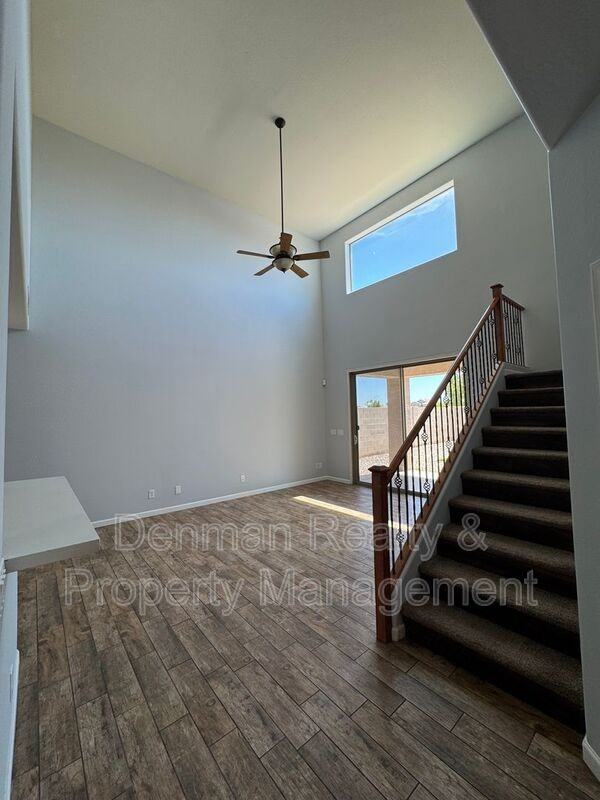 10397 W Foothill Dr - Photo 5 of 30