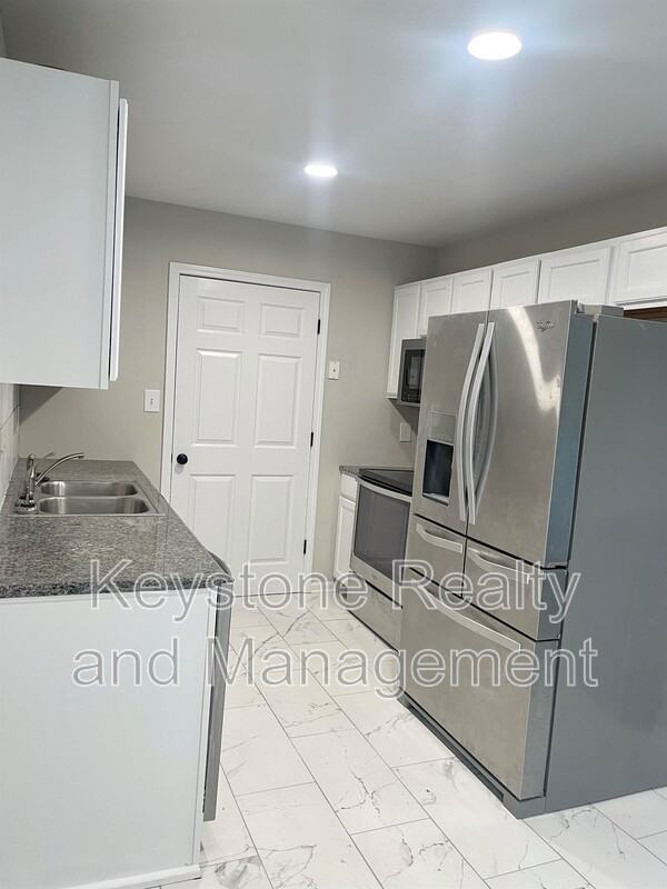1845 Hugh Hunter Rd - Photo 4 of 6