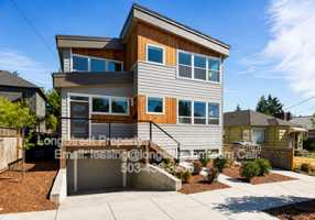 featured image of 3617 Ne Webster St #A