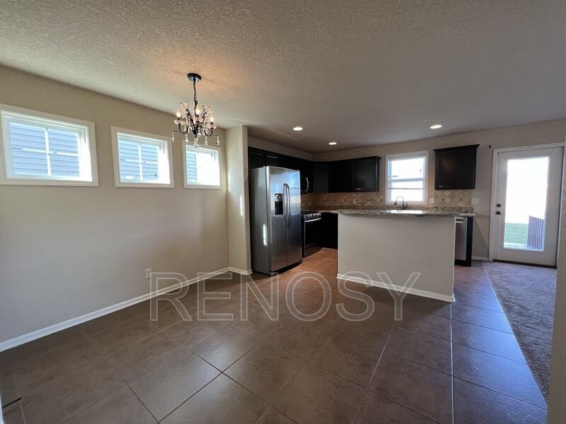 9565 Red Sunset Ct - Photo 3 of 26