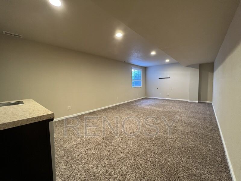 9565 Red Sunset Ct - Photo 7 of 26