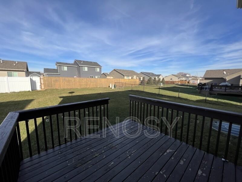 9565 Red Sunset Ct - Photo 3 of 26