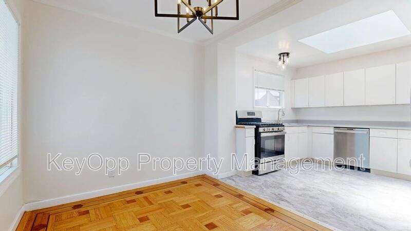95 Getz St - Photo 4 of 14