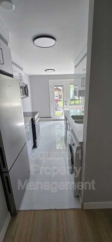 10556 80 Ave Nw - Photo 2 of 8