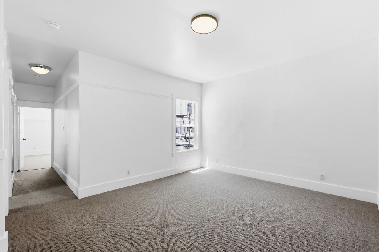 320 Harriet St #2 - Photo 4 of 26