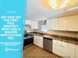 featured image of 820 Paradise Blvd