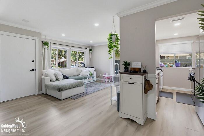 983 Amistad Pl #A - Photo 5 of 15