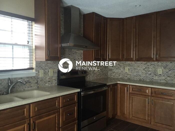 43 Frostwood Ln - Photo 5 of 15