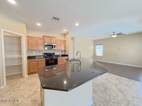 2526 W Desert Vista Trl - Photo 7 of 24