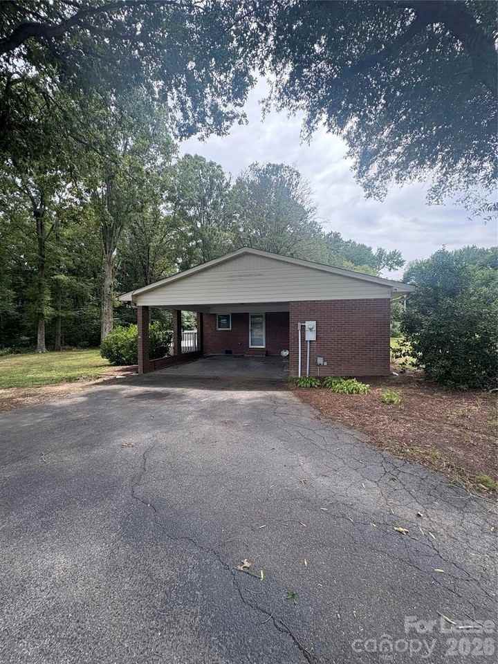 1803 Tucker Rd - Photo 4 of 37