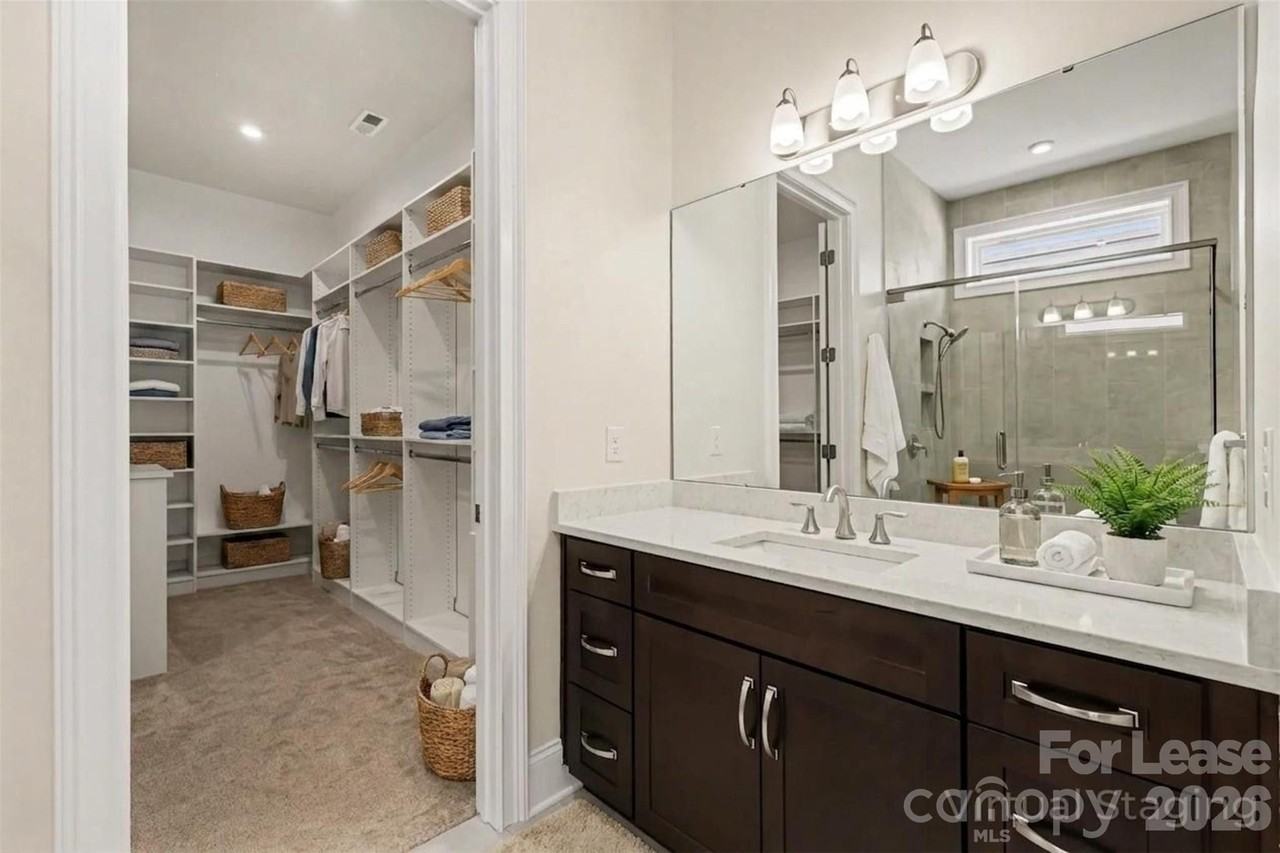 2026 Lake Como Dr - Photo 6 of 37