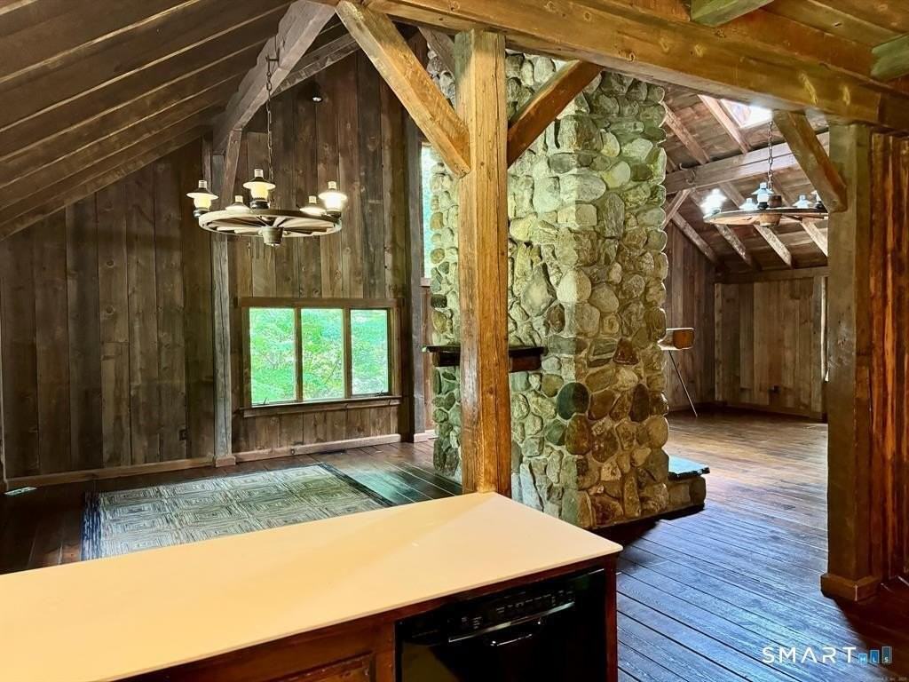 166 Harvey Rd - Photo 5 of 15