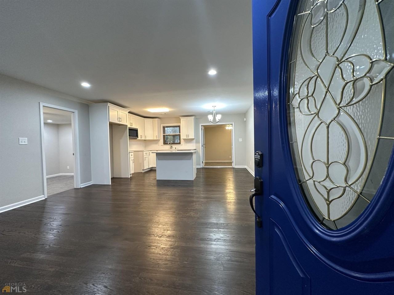 1858 Glen Echo Dr - Photo 3 of 10