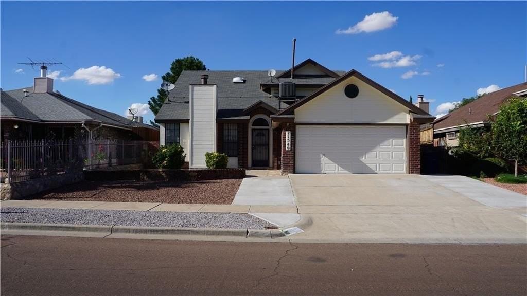 11549 Kristy Weaver Dr - Photo 2 of 31