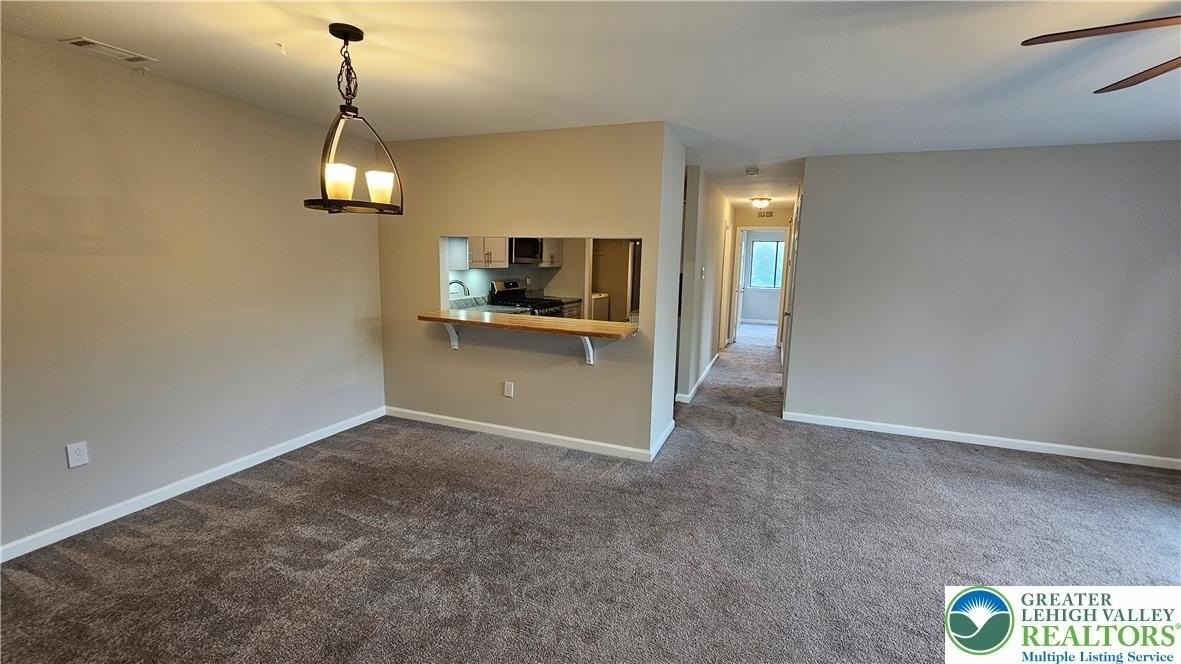 1016 Dogwood Ct - Photo 3 of 19