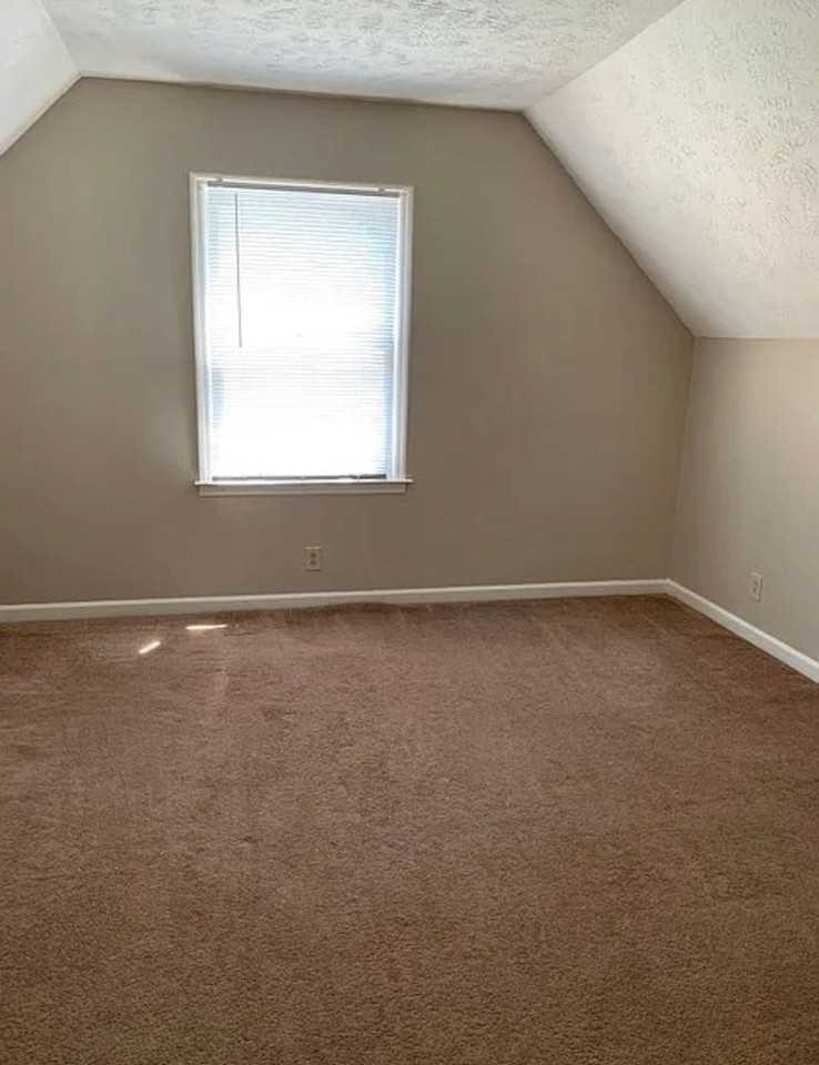 3118 Windemere Cir - Photo 4 of 8