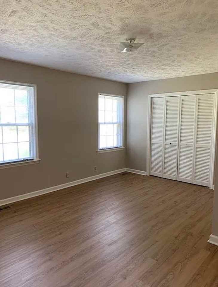3118 Windemere Cir - Photo 6 of 8