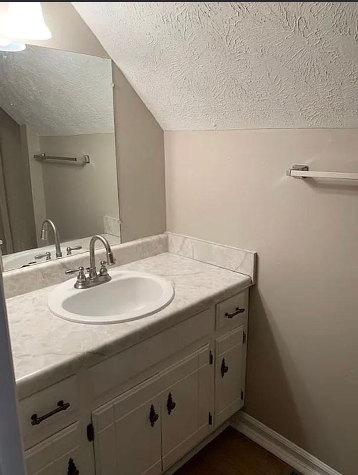 3118 Windemere Cir - Photo 7 of 8