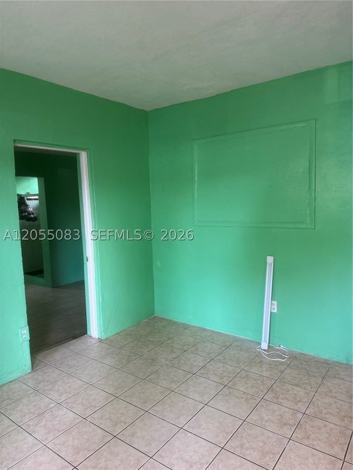1757 Nw 47th Ter #1757 - Photo 5 of 7