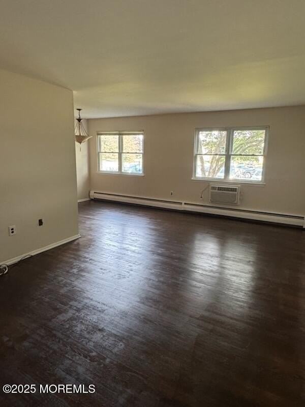 94 Stonehurst Blvd #B - Photo 2 of 12