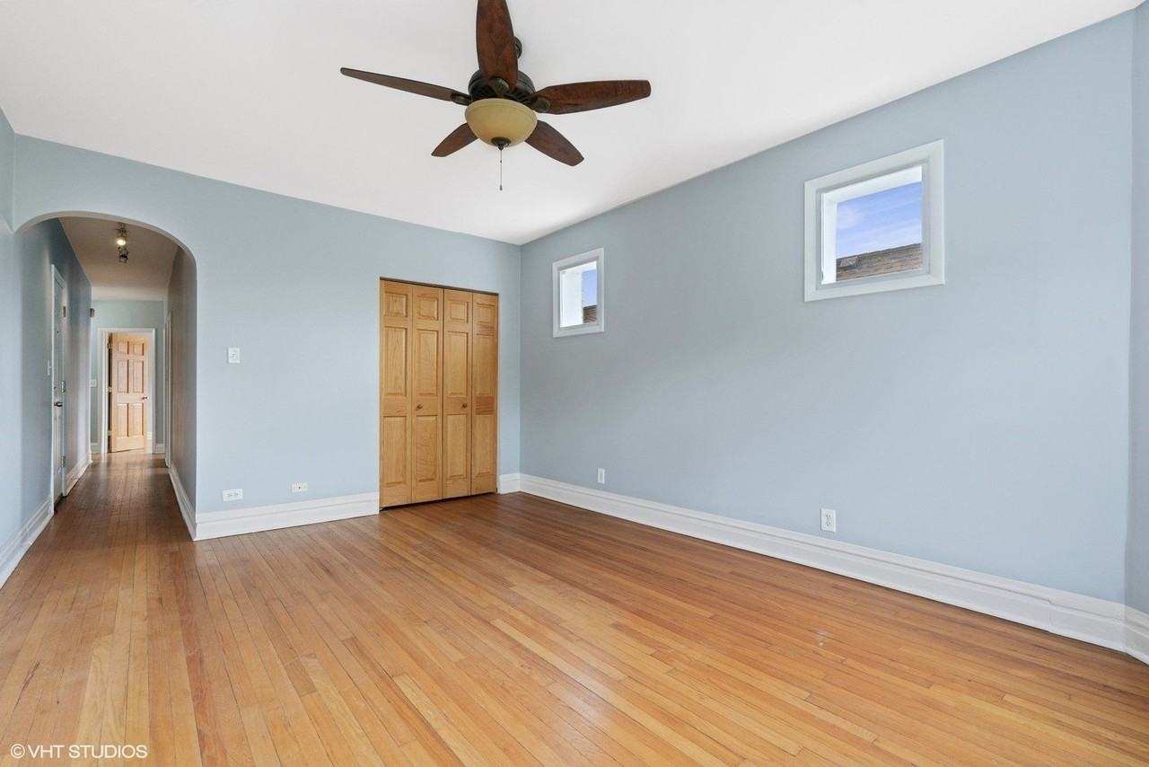 2839 N Sawyer Ave #2S - Photo 7 of 23