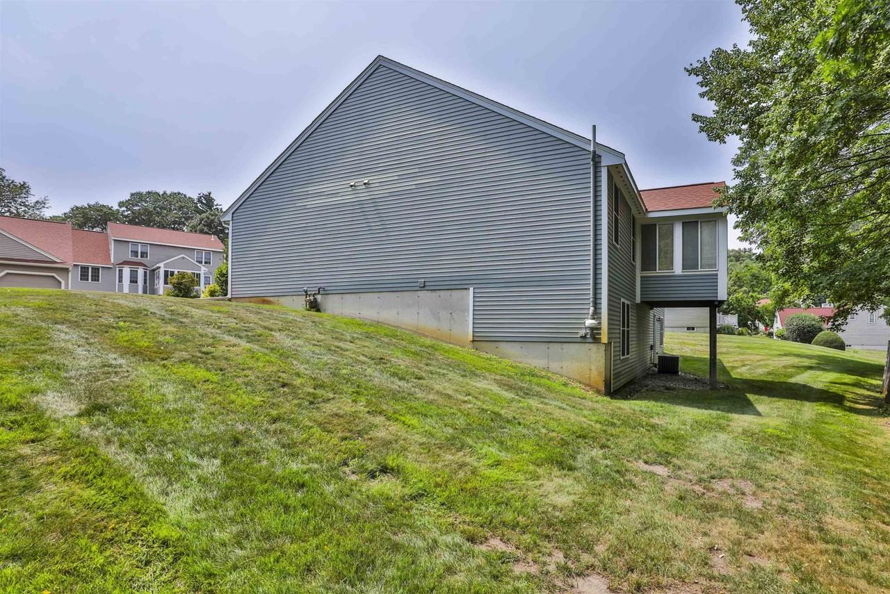 4 Myopia Ln - Photo 4 of 30