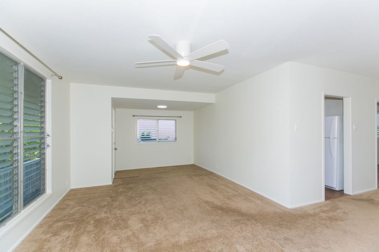 4715B Kahala Ave - Photo 2 of 18